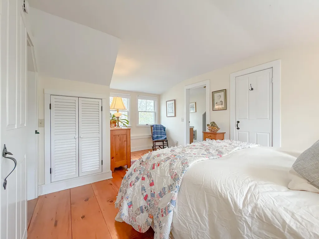 119 Memorial Highway North Yarmouth ME 04097