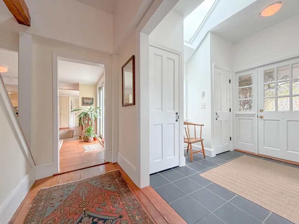 119 Memorial Highway North Yarmouth ME 04097