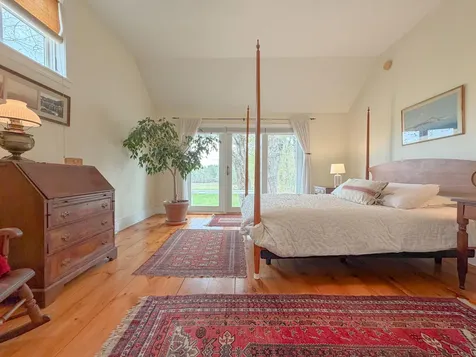 119 Memorial Highway North Yarmouth ME 04097