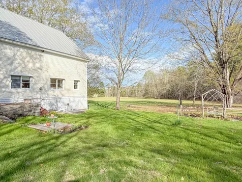 119 Memorial Highway North Yarmouth ME 04097