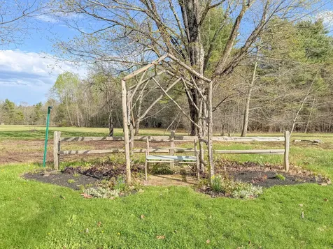 119 Memorial Highway North Yarmouth ME 04097
