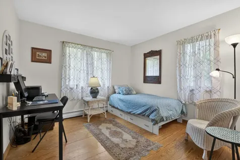 156 Bisco Road Paris ME 04281