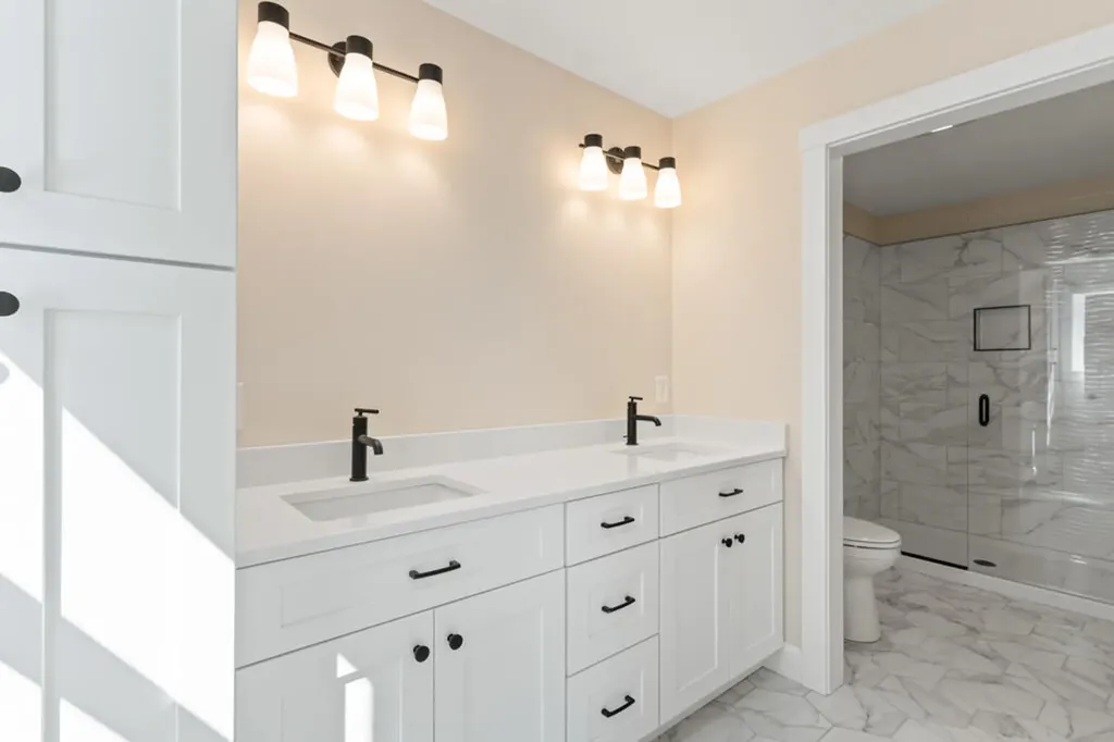 44 Hogan Circle Westbrook ME 04092