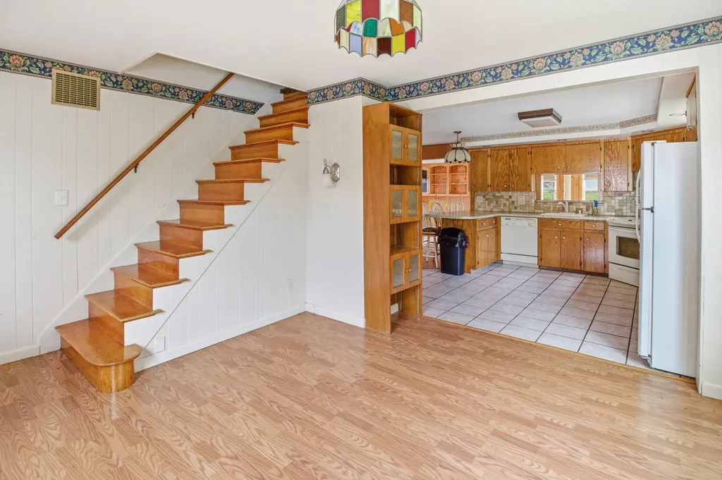 5 Lynn Street Lewiston ME 04240