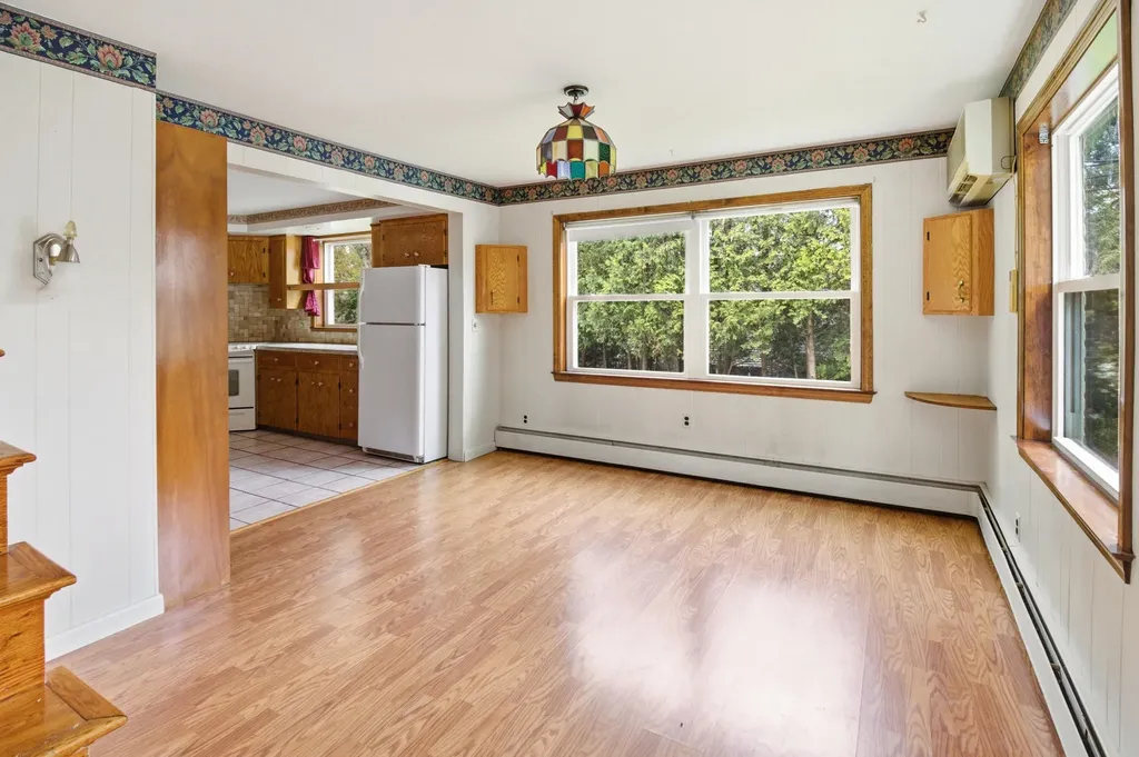 5 Lynn Street Lewiston ME 04240