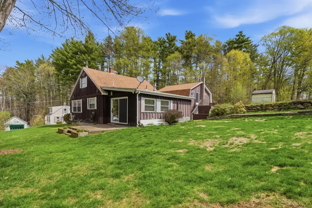 5 Lynn Street Lewiston ME 04240