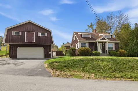 5 Lynn Street Lewiston ME 04240