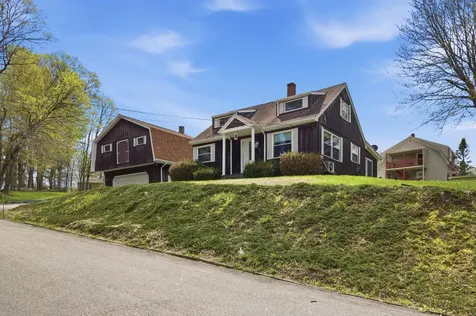 5 Lynn Street Lewiston ME 04240