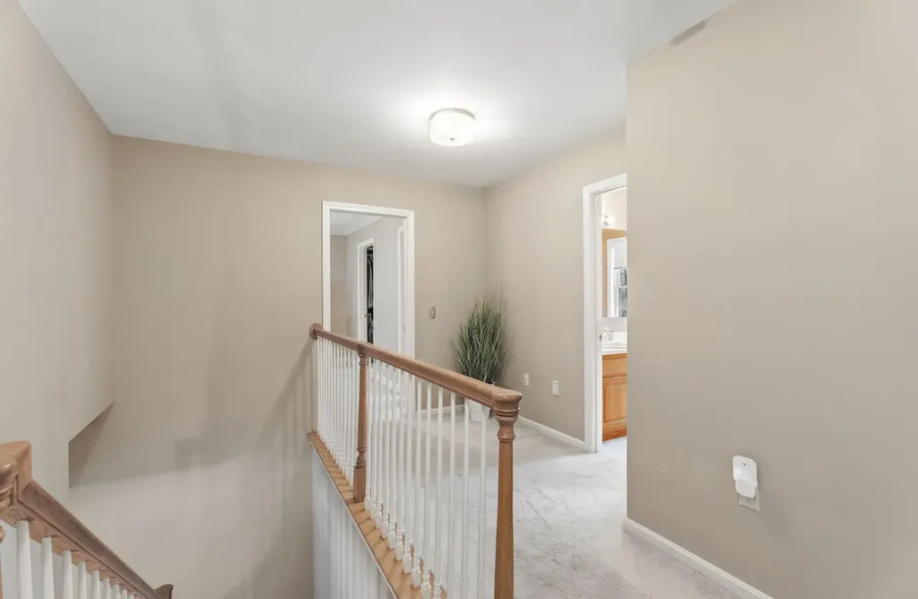 1005 Buck Hill Drive Veazie ME 04401