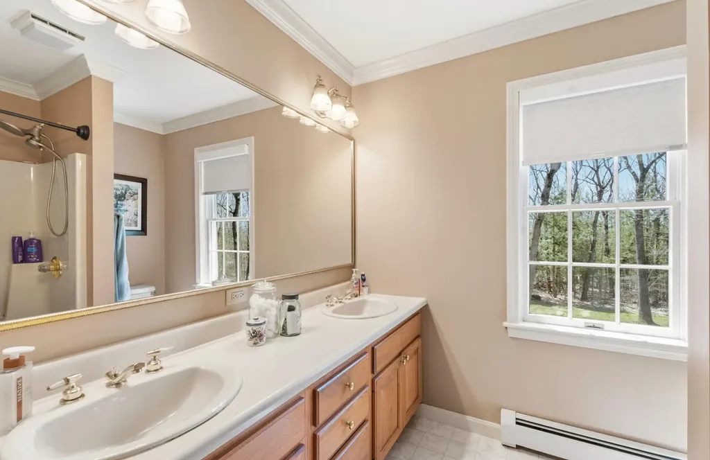 1005 Buck Hill Drive Veazie ME 04401