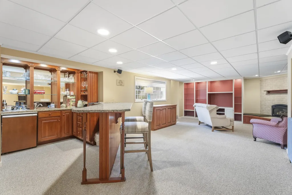 1005 Buck Hill Drive Veazie ME 04401