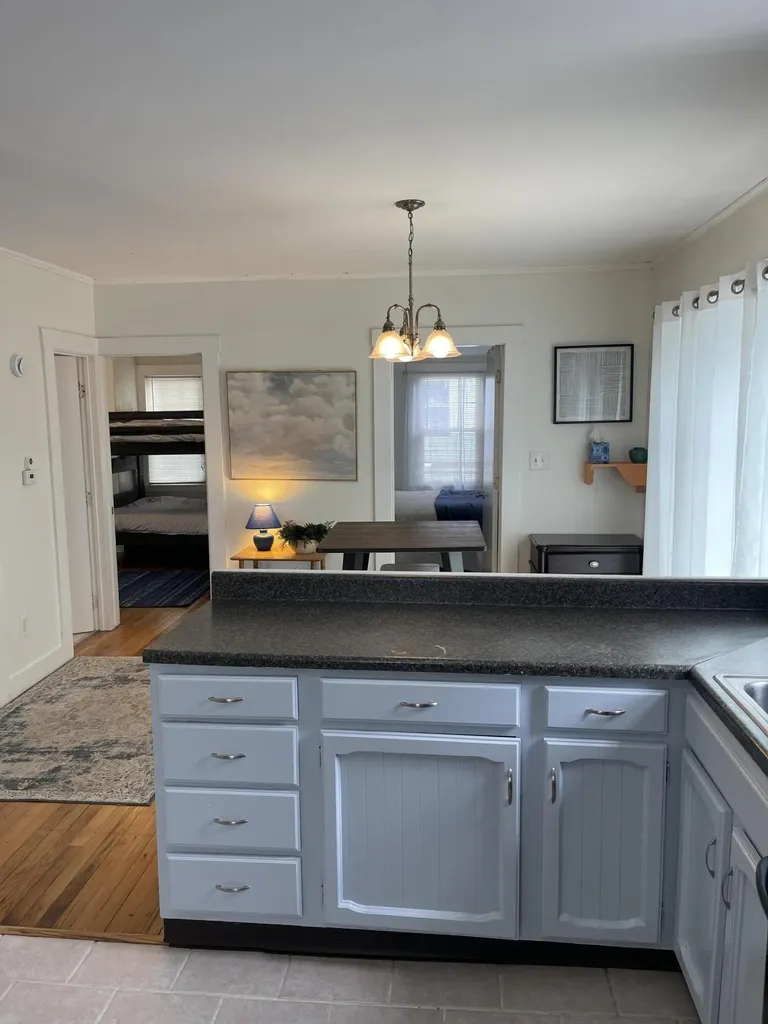 12 Grandview Avenue South Portland ME 04106
