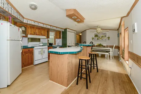 6 Donna Avenue Naples ME 04055