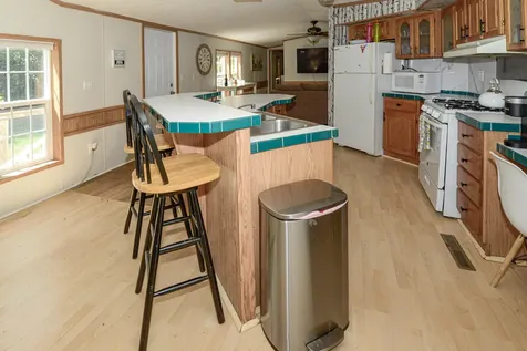 6 Donna Avenue Naples ME 04055