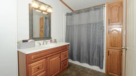 6 Donna Avenue Naples ME 04055