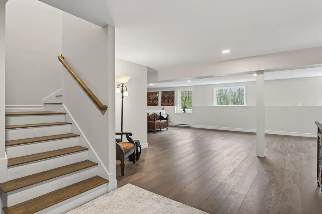 7 River Oaks Way Falmouth ME 04105