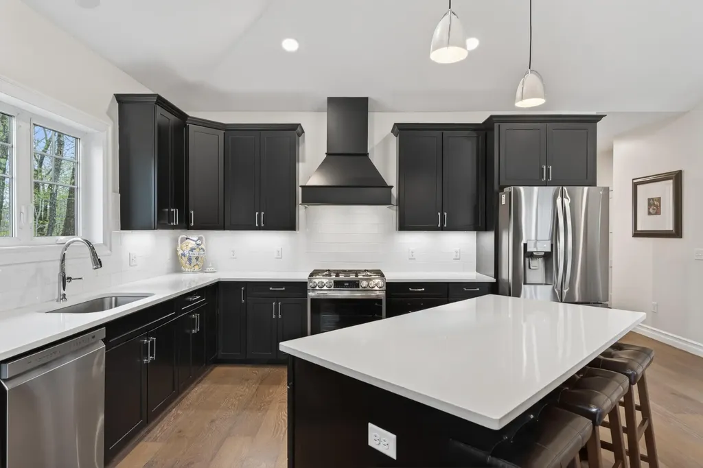 7 River Oaks Way Falmouth ME 04105