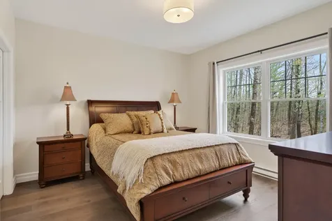 7 River Oaks Way Falmouth ME 04105