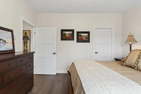 7 River Oaks Way Falmouth ME 04105