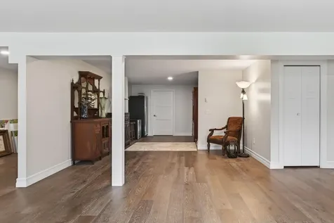 7 River Oaks Way Falmouth ME 04105