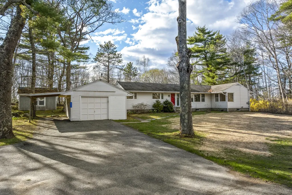 447 Wiscasset Road Boothbay ME 04537
