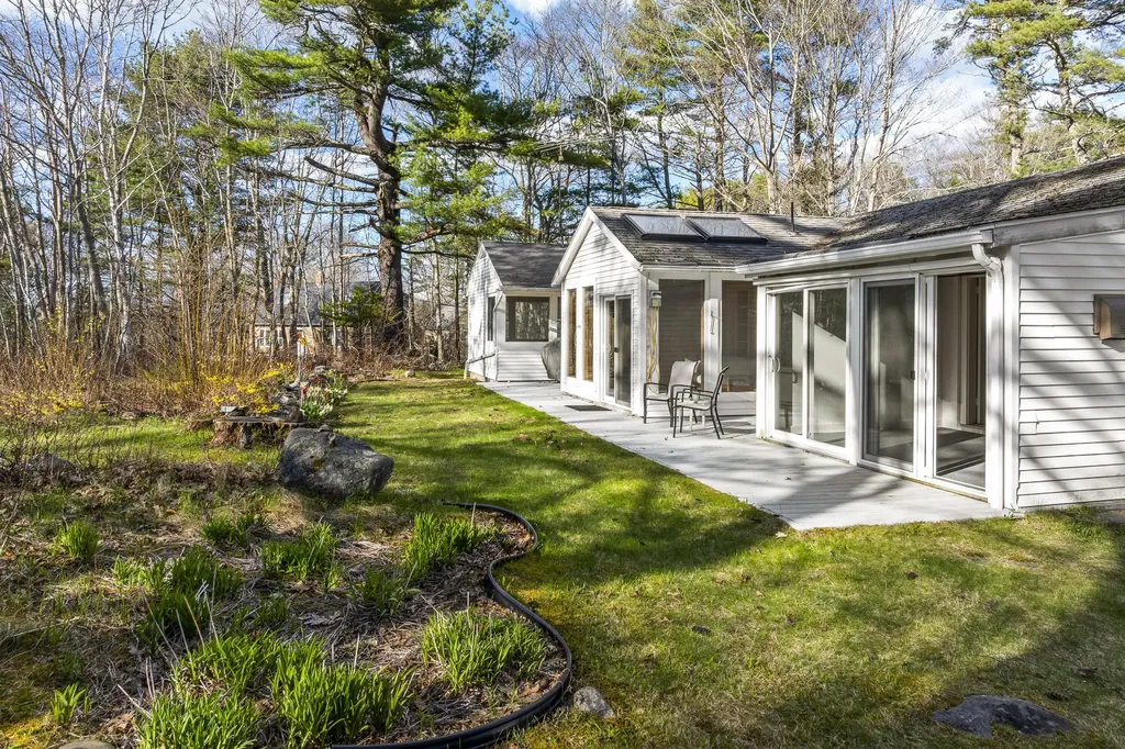 447 Wiscasset Road Boothbay ME 04537
