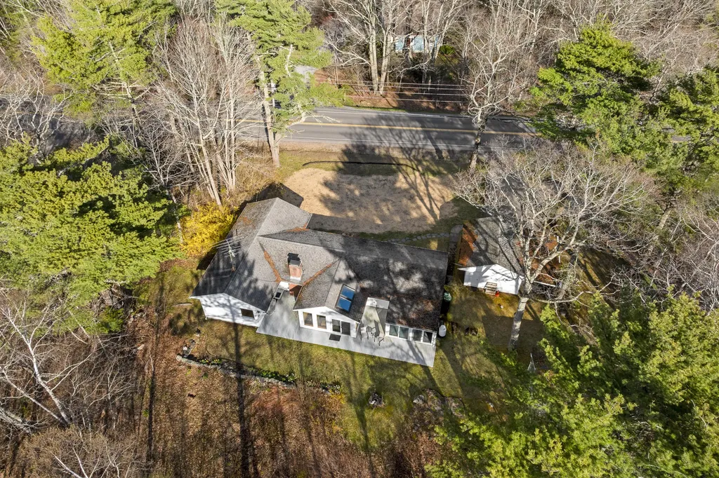 447 Wiscasset Road Boothbay ME 04537