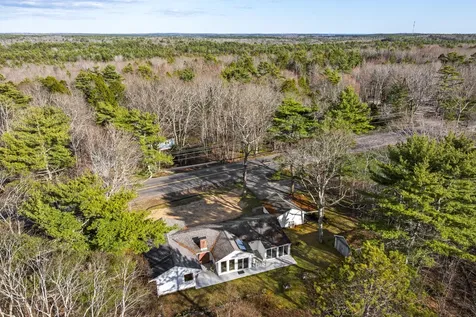 447 Wiscasset Road Boothbay ME 04537