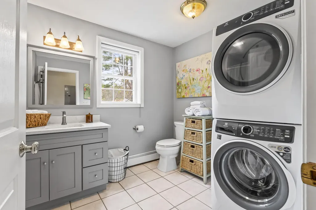 36 Plaisted Road York ME 03909