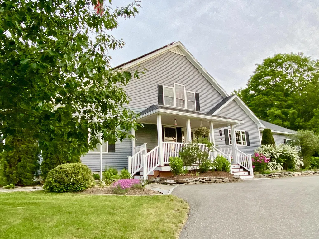 1 Deer Hill Lane Hampden ME 04444