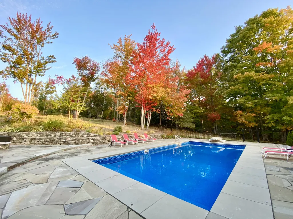 1 Deer Hill Lane Hampden ME 04444