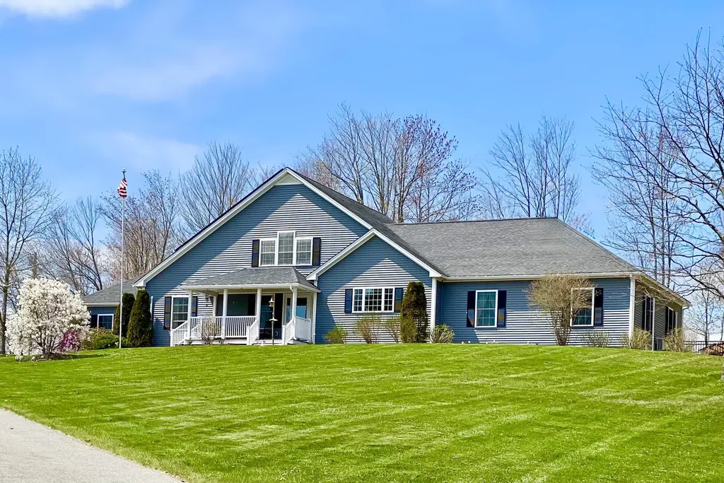 1 Deer Hill Lane Hampden ME 04444
