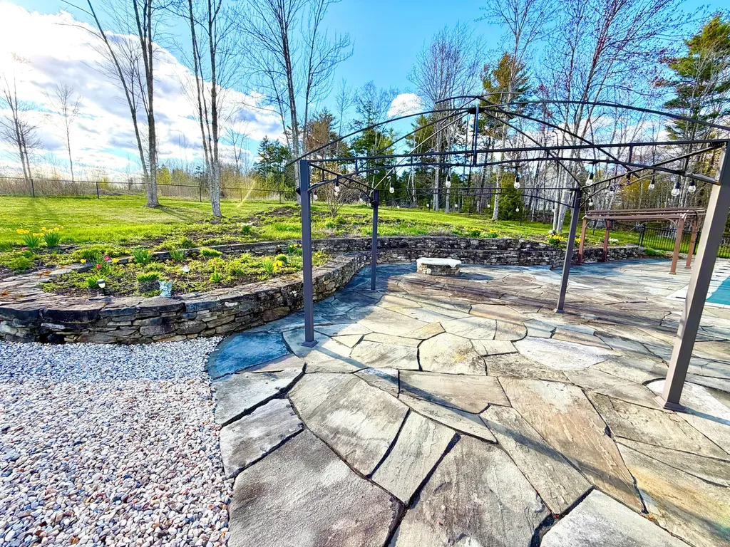 1 Deer Hill Lane Hampden ME 04444