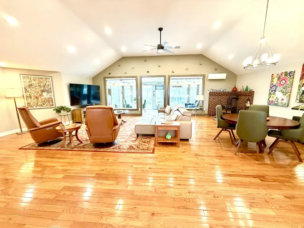 1 Deer Hill Lane Hampden ME 04444