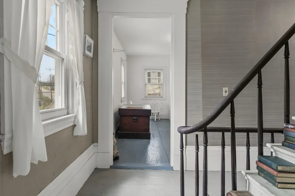 11 Academy Hill Road Newcastle ME 04553
