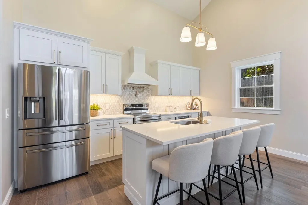 152 Anthoine Street South Portland ME 04106