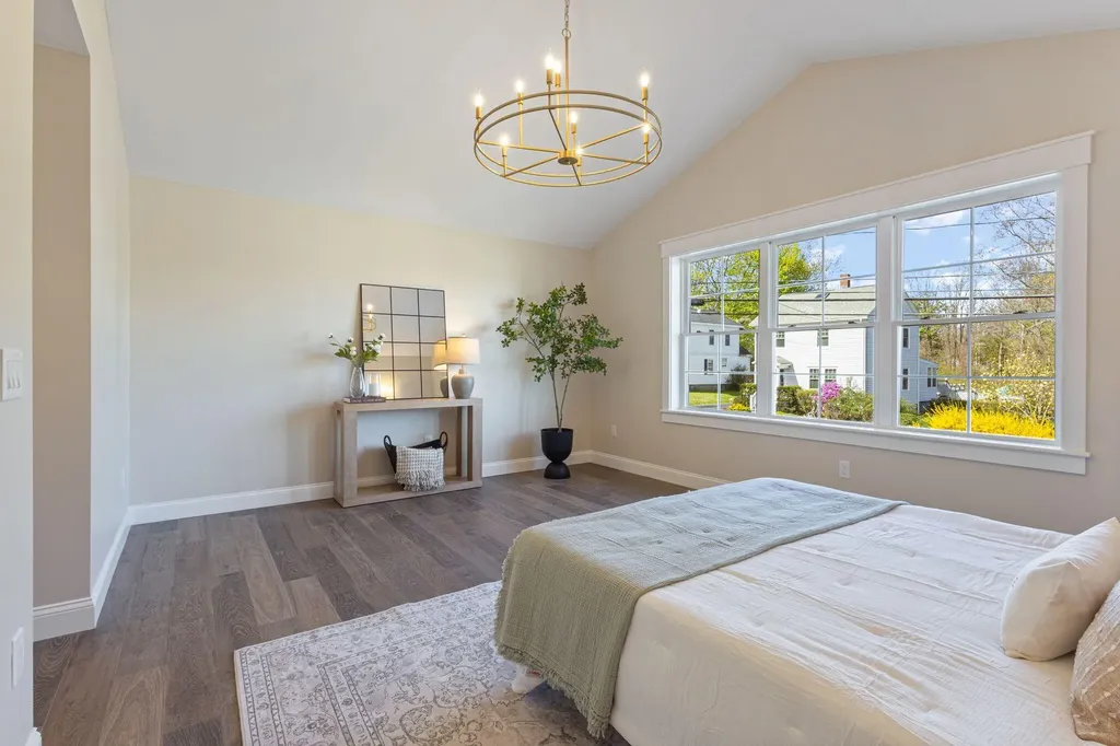 152 Anthoine Street South Portland ME 04106