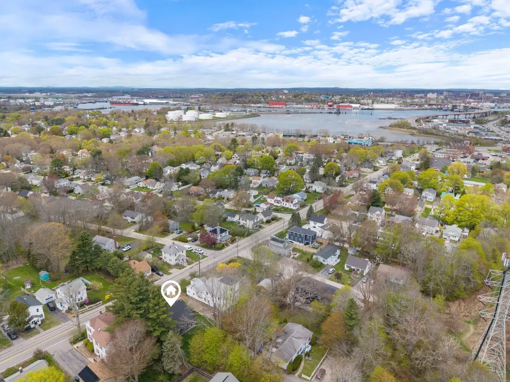 152 Anthoine Street South Portland ME 04106