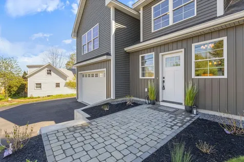 152 Anthoine Street South Portland ME 04106