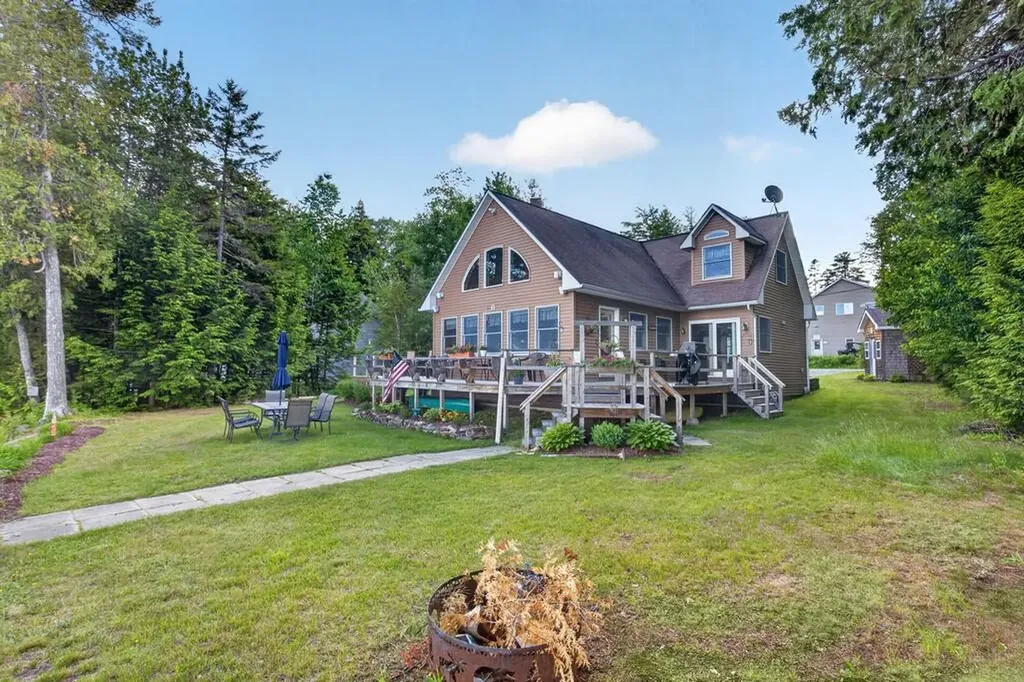 59 Knights Landing Road Lake View Plt ME 04414
