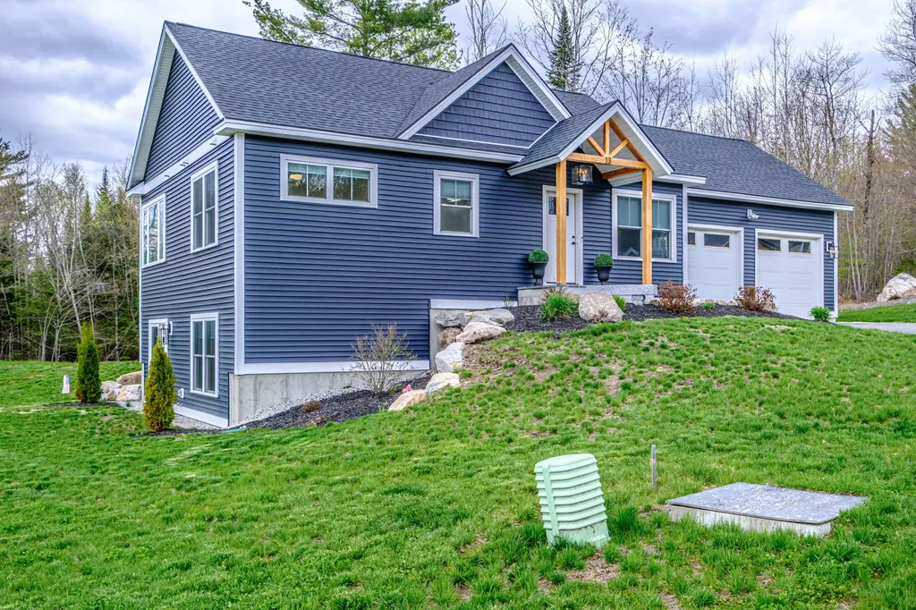 13 Efficiency Way Bridgton ME 04009