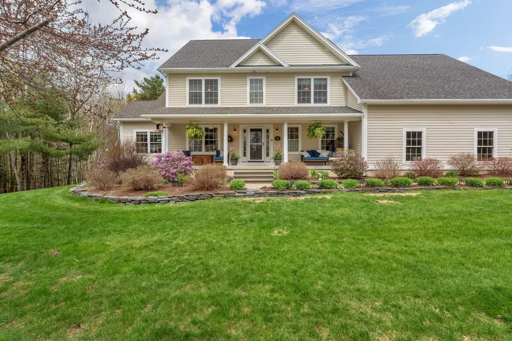 374 Walden Parke Way Bangor ME 04401