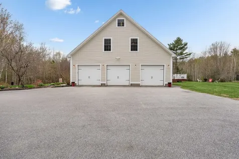 374 Walden Parke Way Bangor ME 04401