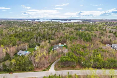 374 Walden Parke Way Bangor ME 04401