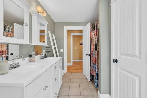 374 Walden Parke Way Bangor ME 04401