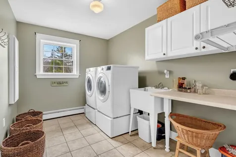 374 Walden Parke Way Bangor ME 04401