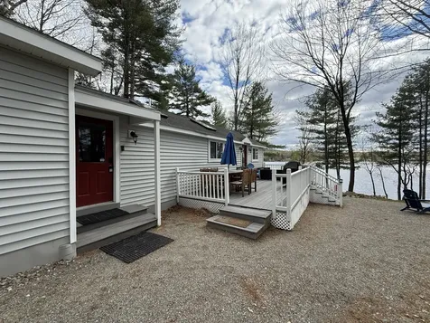 71 Mackenzie Avenue Lincoln ME 04457