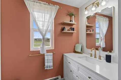 252 Ossipee Trail E Gorham ME 04038