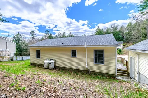 3 Pine Ridge Road Paris ME 04281