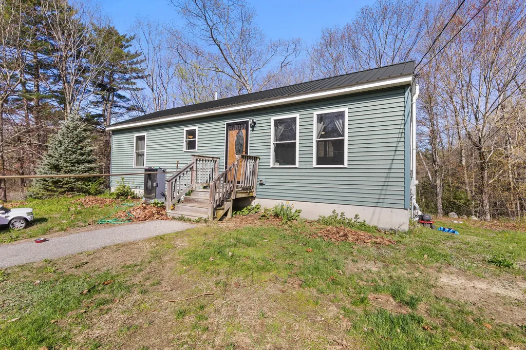 61 Maple Street New Gloucester ME 04260